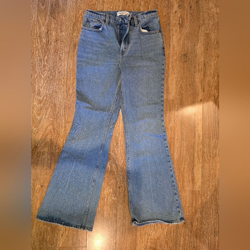 Abercrombie & Fitch Vintage Flare High Rise Jeans Short